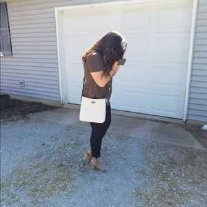 Meet your Posher, Grace